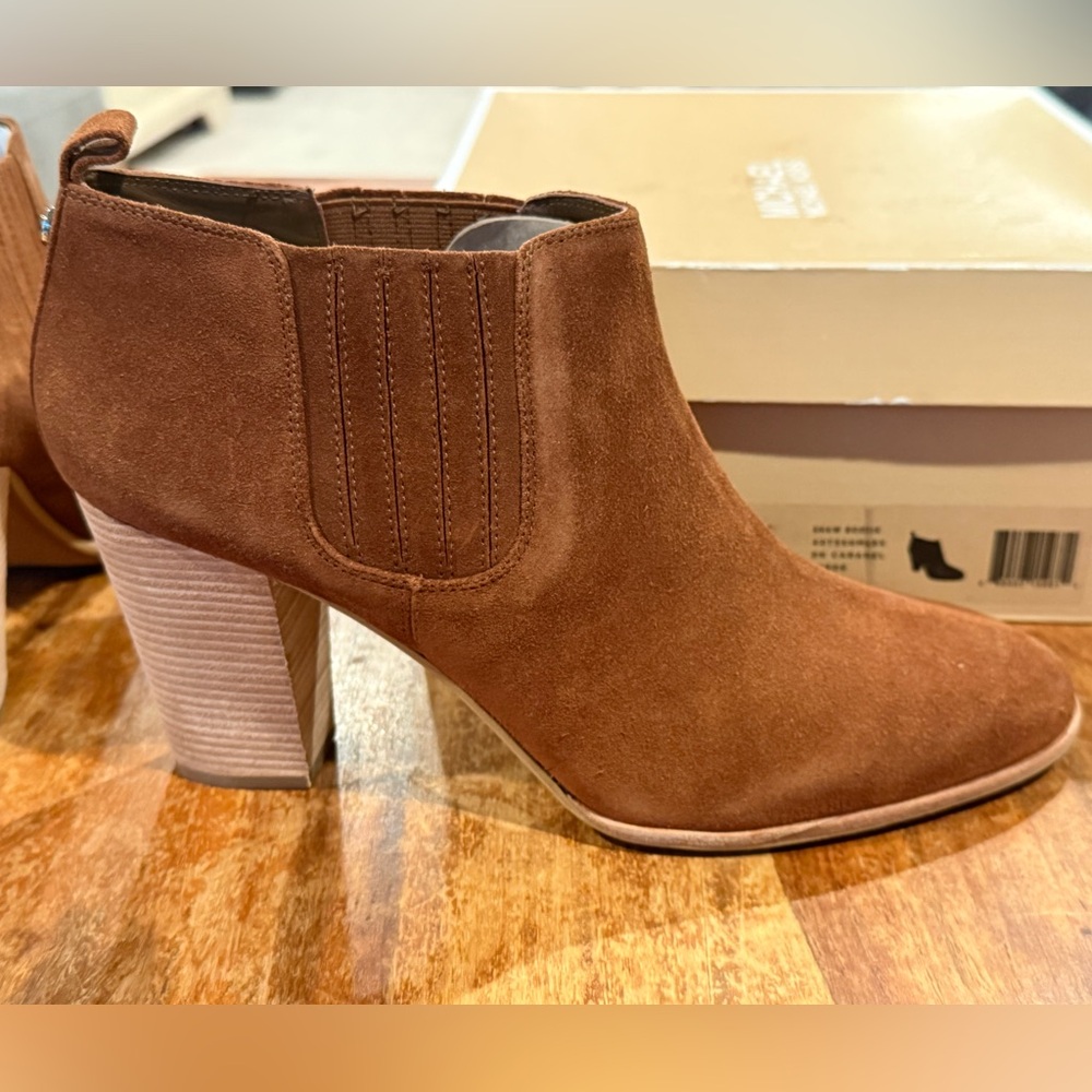 Michael Kors Shaw Suede Bootie W11